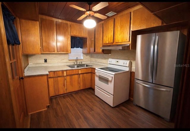 118 E PINE STREET, Davenport, FL 33837