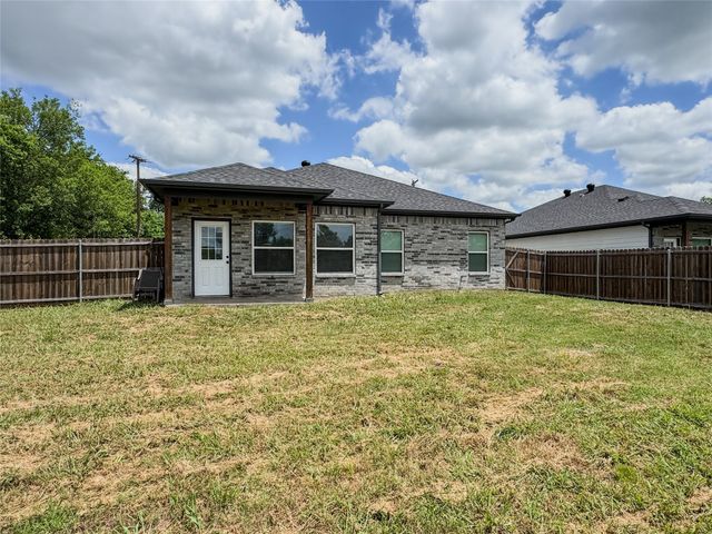3105 Spencer Street, Greenville, TX 75401