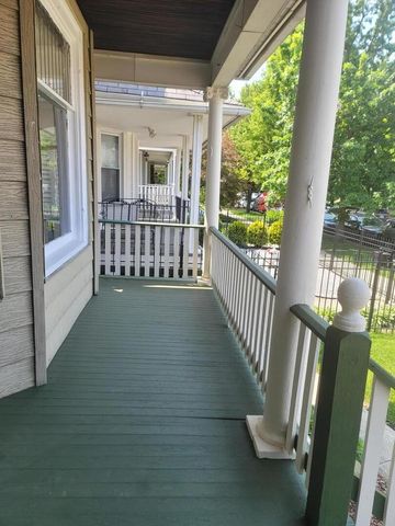 2343 N Lawndale Avenue, Chicago, IL 60647