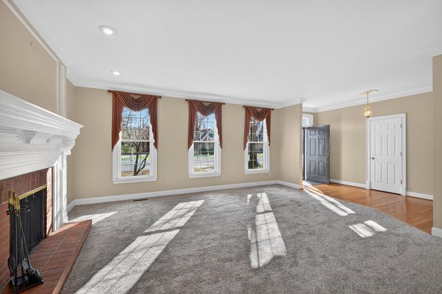 136 Wetherburn Court, Danville, KY 40422