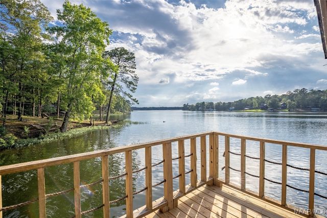 324 Katie Lane, Titus, AL 36080