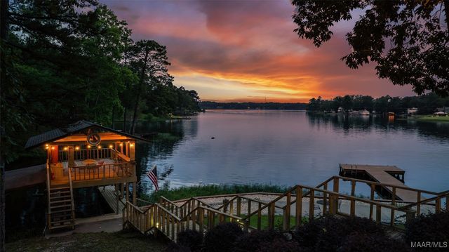 324 Katie Lane, Titus, AL 36080