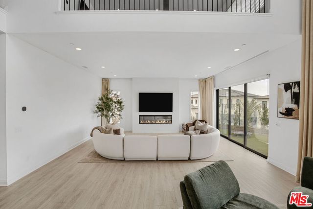 20204 W Albion Way, Porter Ranch, CA 91326