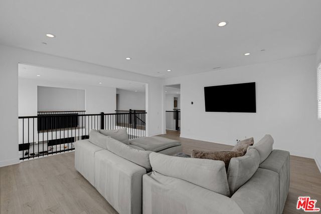 20204 W Albion Way, Porter Ranch, CA 91326