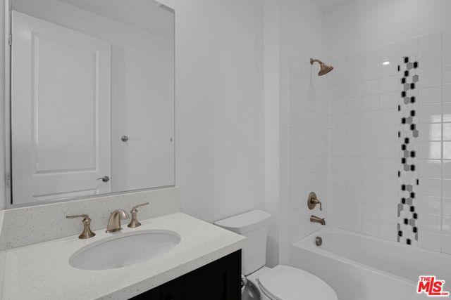 20204 W Albion Way, Porter Ranch, CA 91326