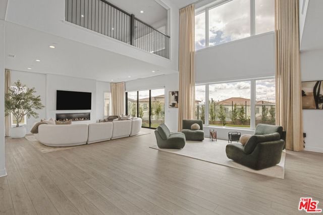 20204 W Albion Way, Porter Ranch, CA 91326