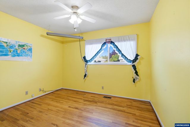 1430 Powell St SE, Albany, OR 97322