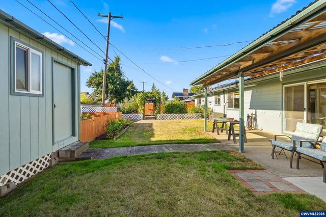 1430 Powell St SE, Albany, OR 97322