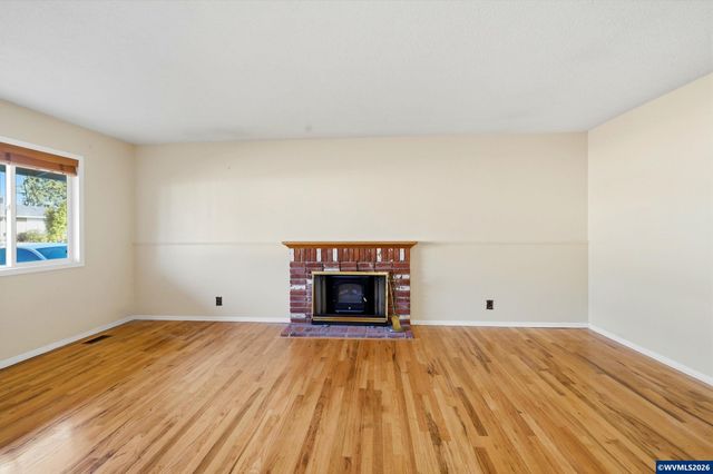 1430 Powell St SE, Albany, OR 97322
