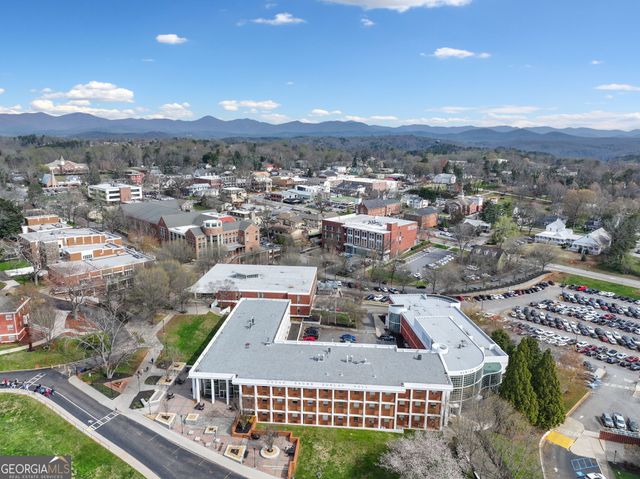 49 Old Stamp Mill Road, Dahlonega, GA 30533