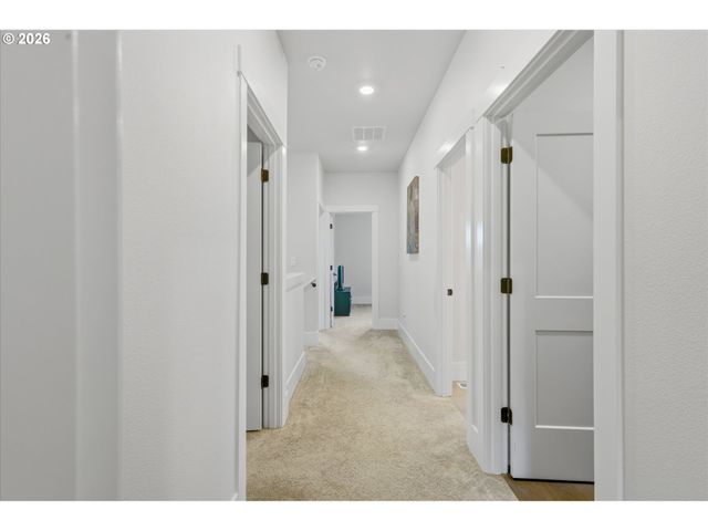 13647 Sw 165TH Ave, Tigard, OR 97223