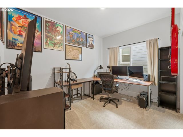 13647 Sw 165TH Ave, Tigard, OR 97223