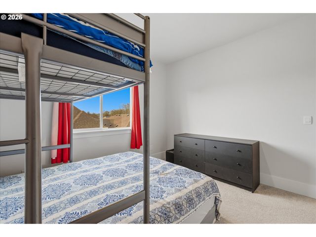 13647 Sw 165TH Ave, Tigard, OR 97223