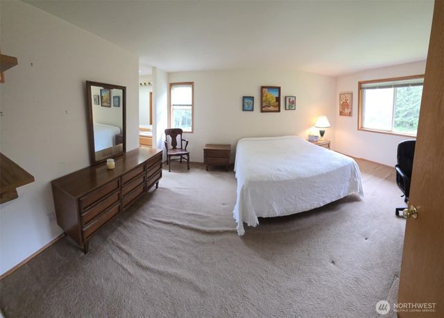 4244 Duckabush Road, Brinnon, WA 98320