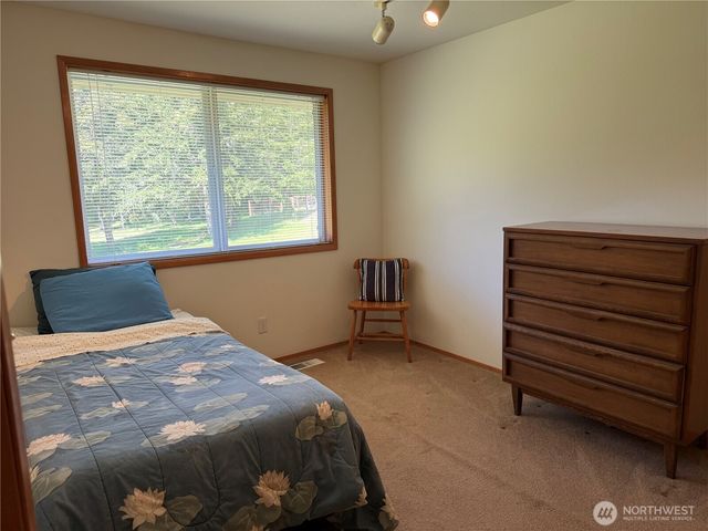 4244 Duckabush Road, Brinnon, WA 98320