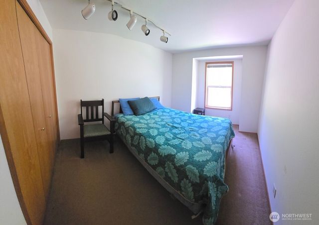 4244 Duckabush Road, Brinnon, WA 98320