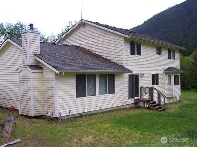 4244 Duckabush Road, Brinnon, WA 98320