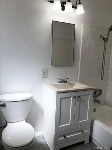 409 California Street 1, Huntington Beach, CA 92648