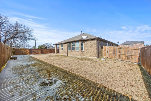 500 Corbin Drive, Arlington, TX 76002