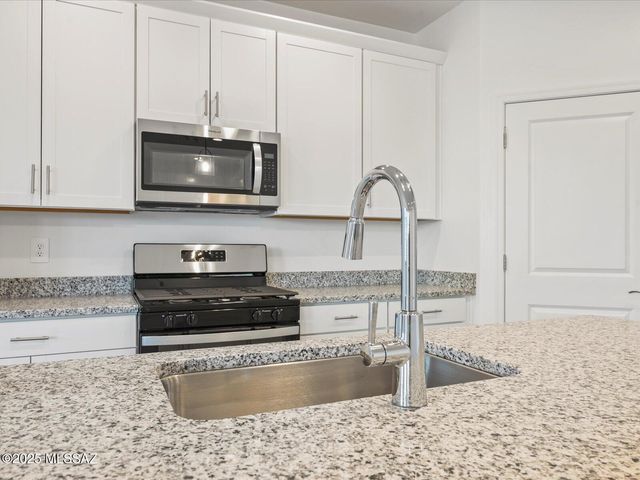 6891 W Indian Clover Way, Tucson, AZ 85757