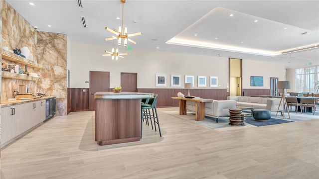1116 N OCEAN Boulevard 303, Pompano Beach, FL 33062