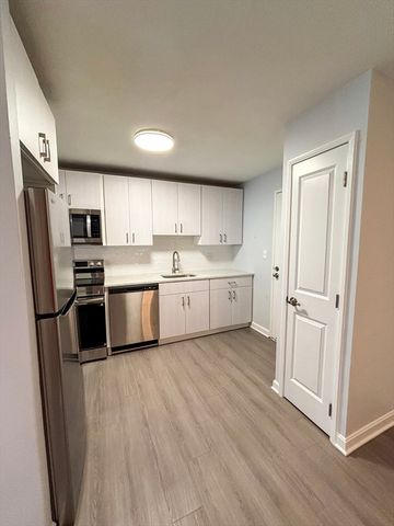 505 Washington 46, Chelsea, MA 02150