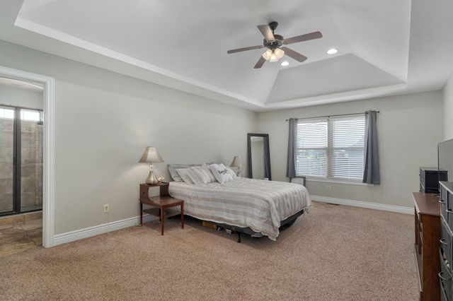5701 N Seacrest Drive, Ozark, MO 65721