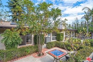 24316 Burbank Blvd, Woodland Hills (los Angeles), CA 91367
