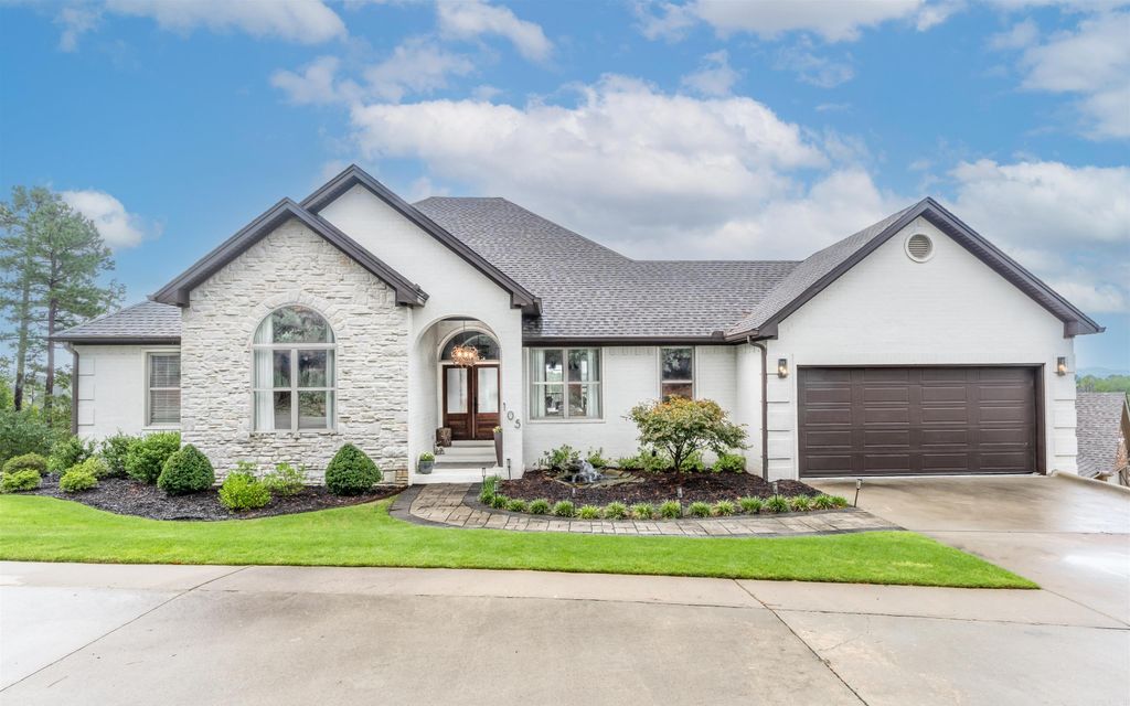 105 Riverview Dr., Maumelle, AR 72113