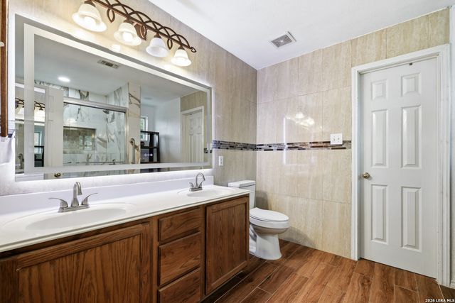 9942 HUNTERS POND, San Antonio, TX 78224