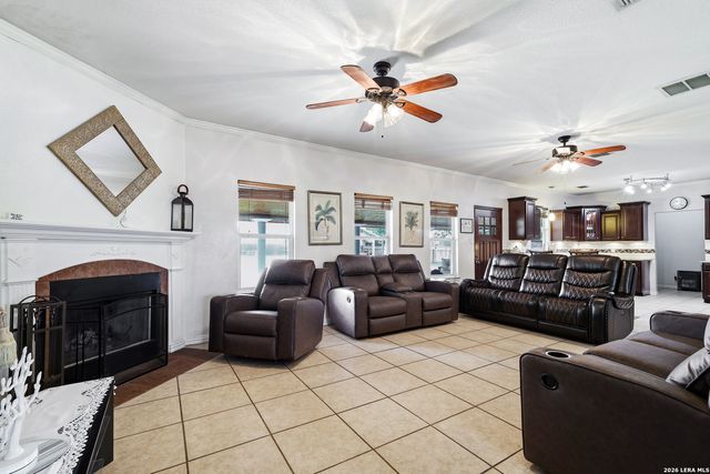 9942 HUNTERS POND, San Antonio, TX 78224