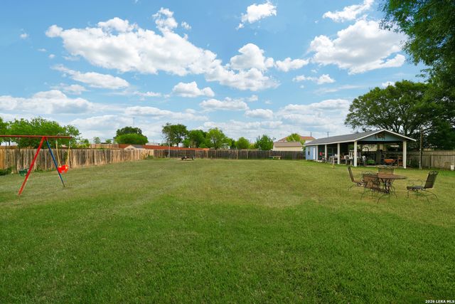 9942 HUNTERS POND, San Antonio, TX 78224