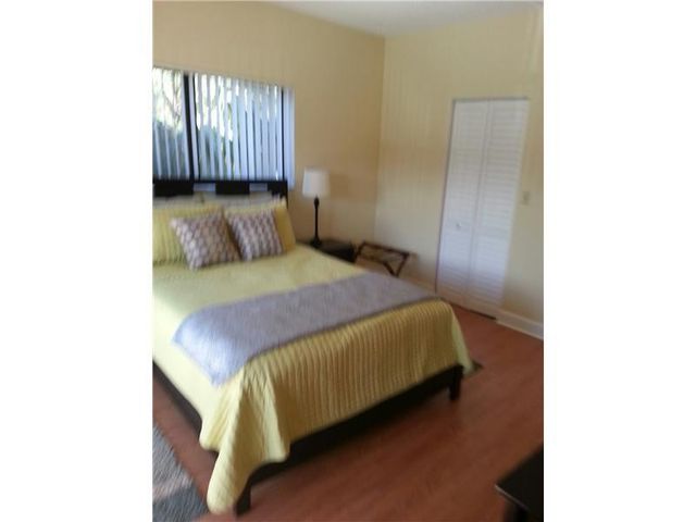 2445 SW 18th Terrace 205, Fort Lauderdale, FL 33315