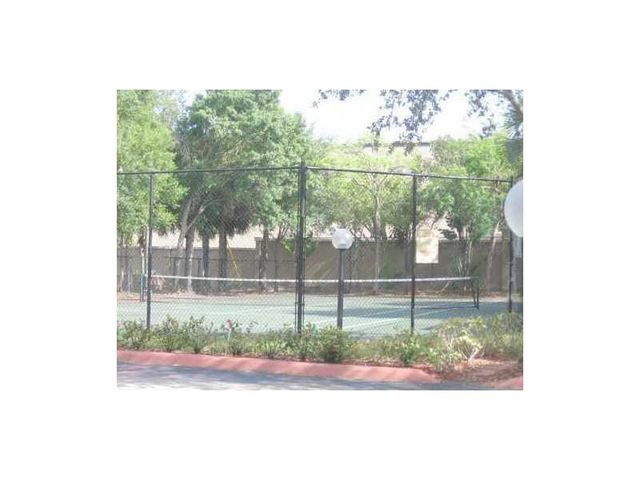 2445 SW 18th Terrace 205, Fort Lauderdale, FL 33315