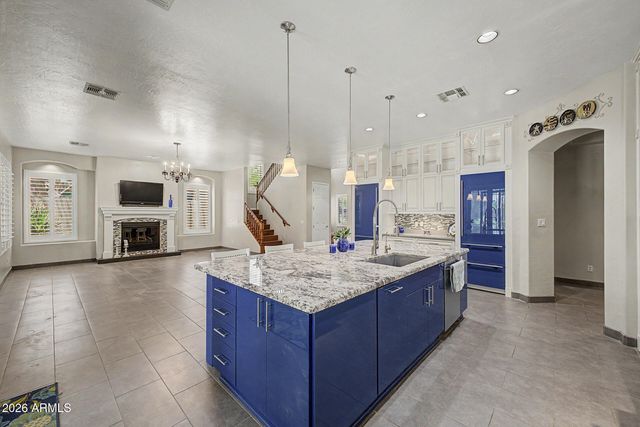 1412 N VINCENT Circle, Mesa, AZ 85207