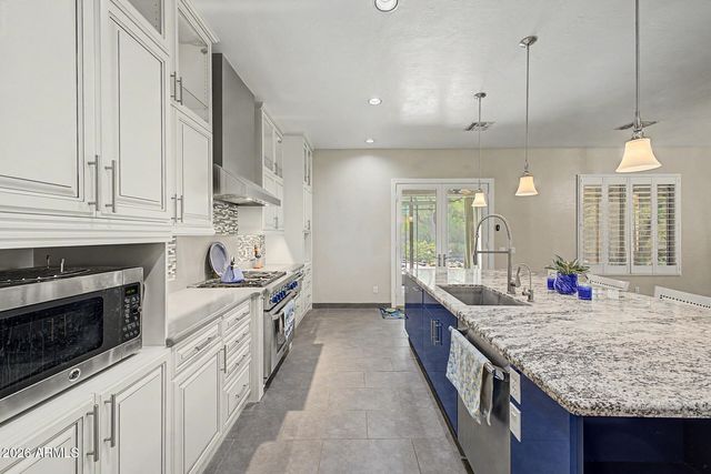 1412 N VINCENT Circle, Mesa, AZ 85207