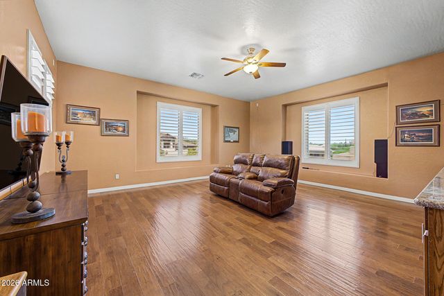 1412 N VINCENT Circle, Mesa, AZ 85207