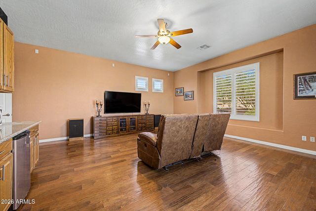 1412 N VINCENT Circle, Mesa, AZ 85207