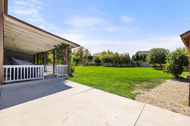 2537 N Copperdale Ave, Kuna, ID 83634