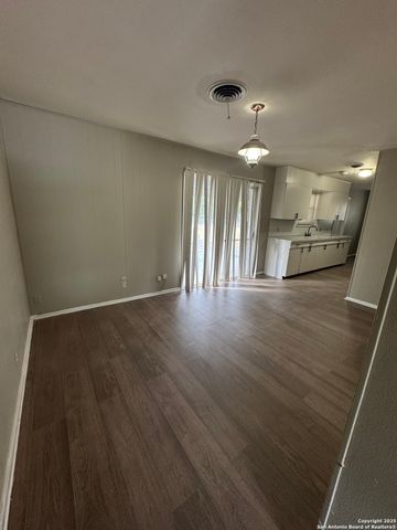 4414 Hall Park, San Antonio, TX 78218