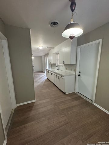 4414 Hall Park, San Antonio, TX 78218