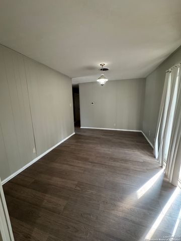 4414 Hall Park, San Antonio, TX 78218