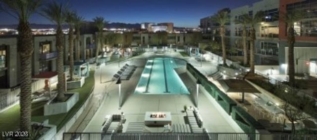 353 East Bonneville Avenue 811, Las Vegas, NV 89101