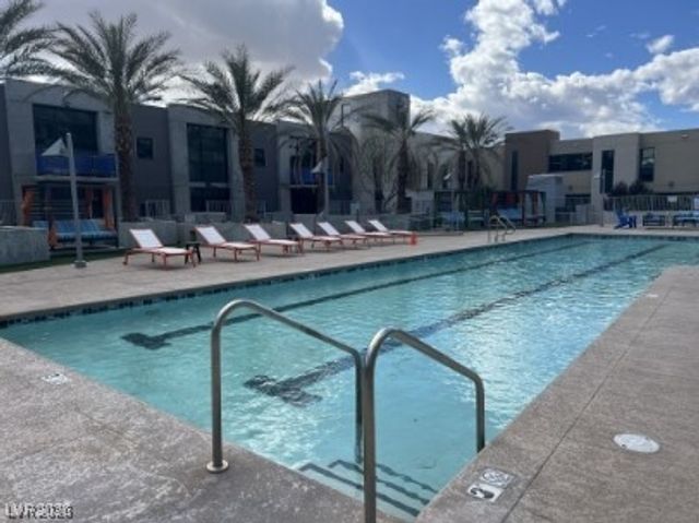 353 East Bonneville Avenue 811, Las Vegas, NV 89101