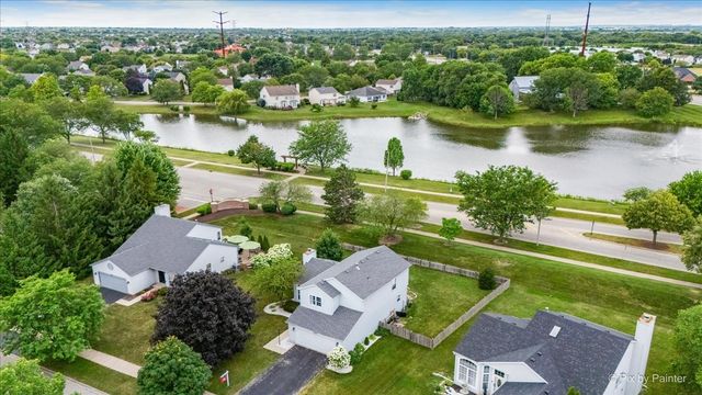 2303 Ashwood Drive, Plainfield, IL 60586