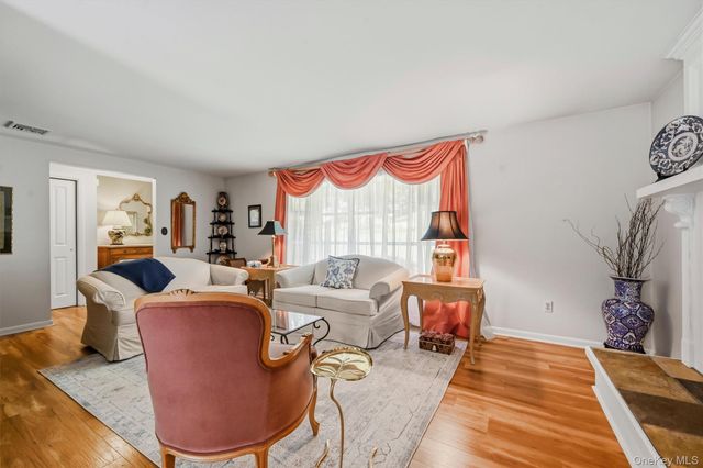 2 Buena Vista Terrace, Central Valley, NY 10917