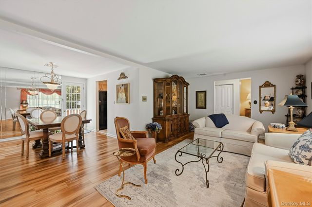 2 Buena Vista Terrace, Central Valley, NY 10917