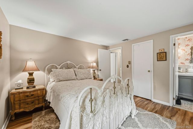 2 Buena Vista Terrace, Central Valley, NY 10917