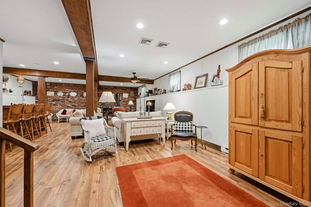 2 Buena Vista Terrace, Central Valley, NY 10917