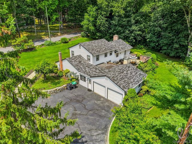 2 Buena Vista Terrace, Central Valley, NY 10917